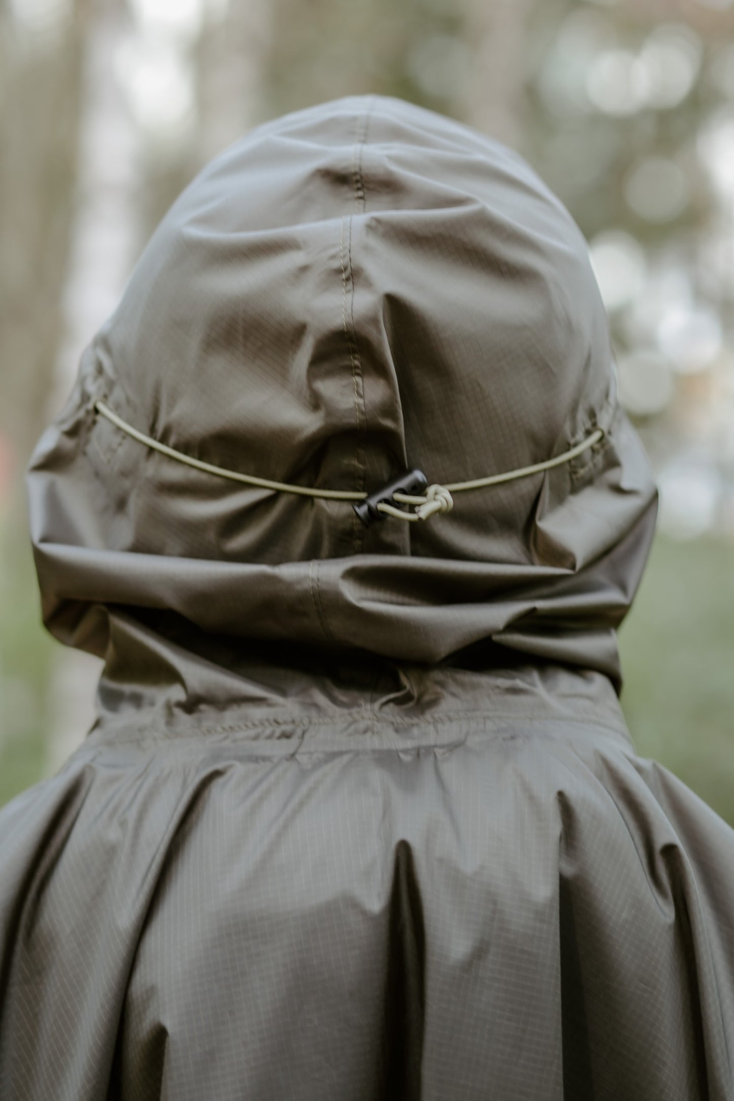 Palapinsiaustė / lietpaltis–pončas