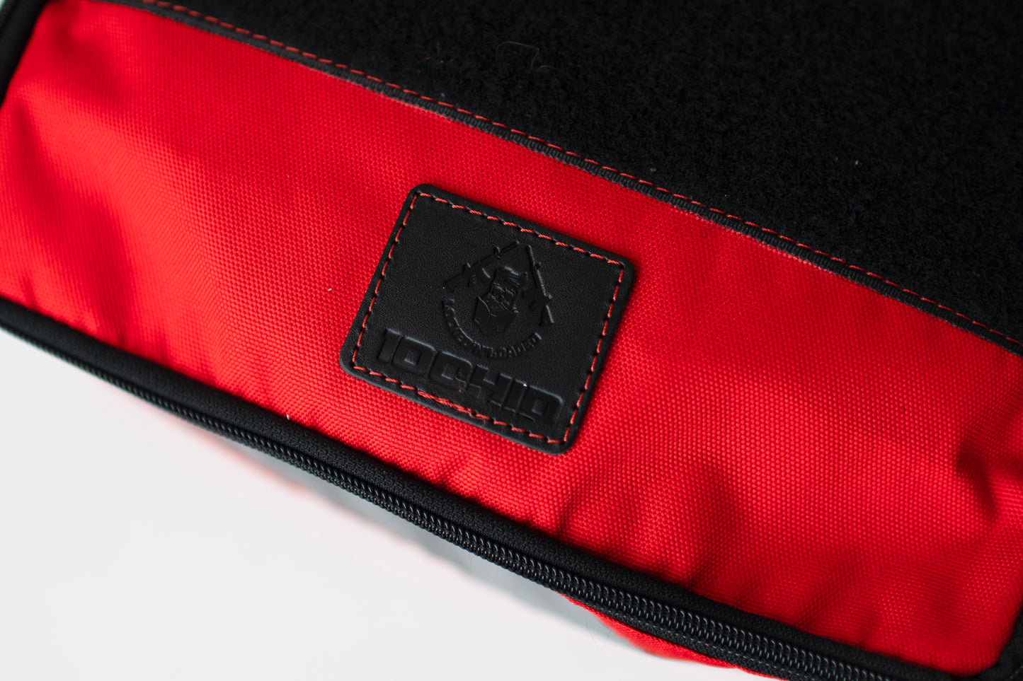 Pirmosios pagalbos rinkinio dėklas