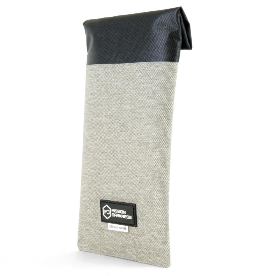 Neperšlampamas Faradėjaus telefono dėklas - Mission Darkness Dry Shield Faraday Phone Sleeve