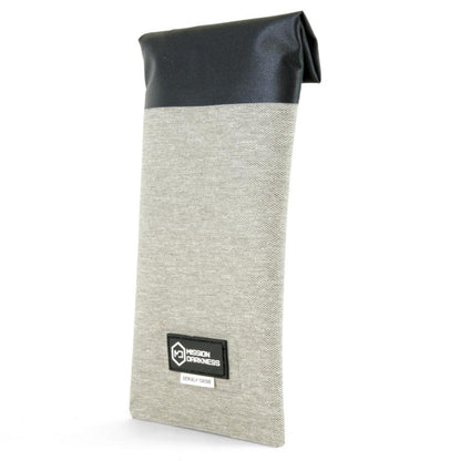 Neperšlampamas Faradėjaus telefono dėklas - Mission Darkness Dry Shield Faraday Phone Sleeve